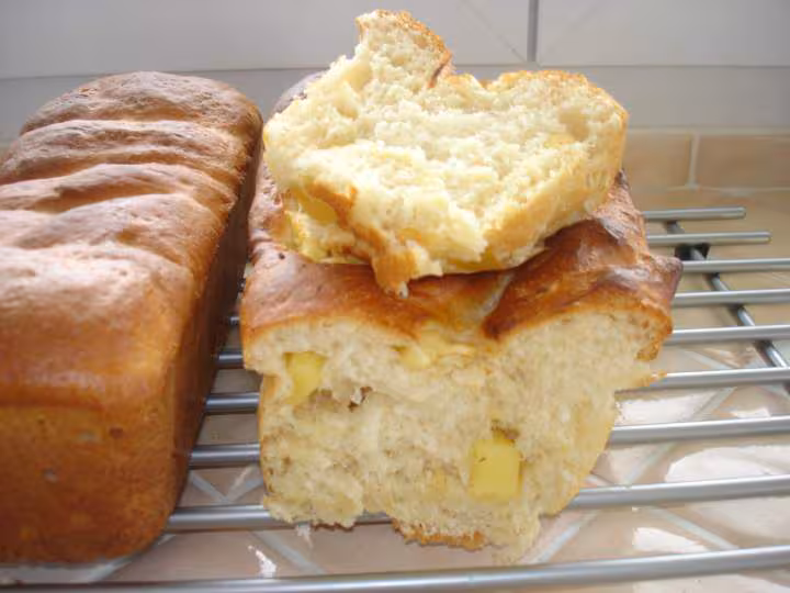 Mes brioches chelsea une fleur d oranger une aux mx de pommes