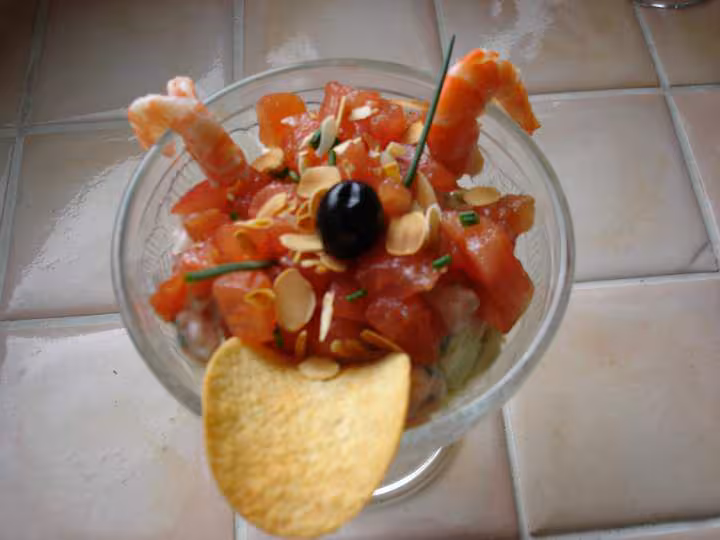 Verrine mousse d avocat crevettes tomates