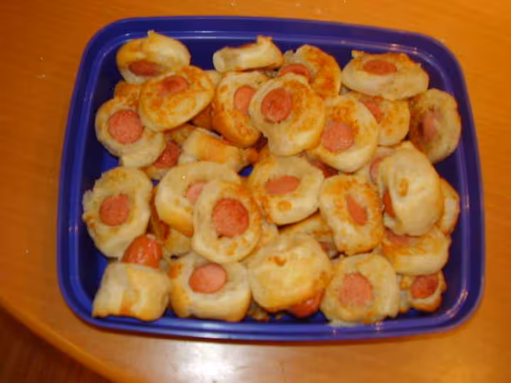 Feuilletes de knackis au gruyere