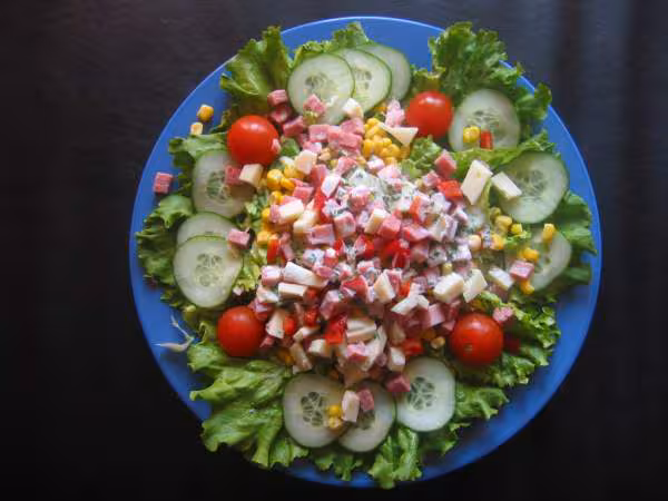 Salade jambon fromage
