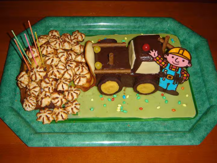 Gateau bob le bricoleur 1