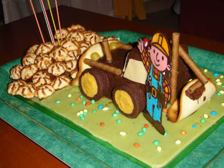 Gateau bob le bricoleur 2