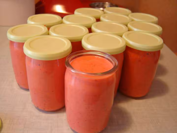 Petits pots de fraises maison
