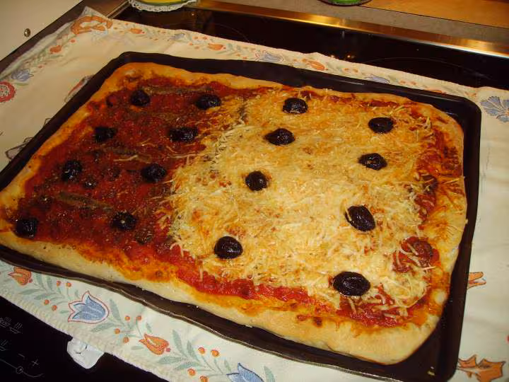 Pizza a la levure fraiche