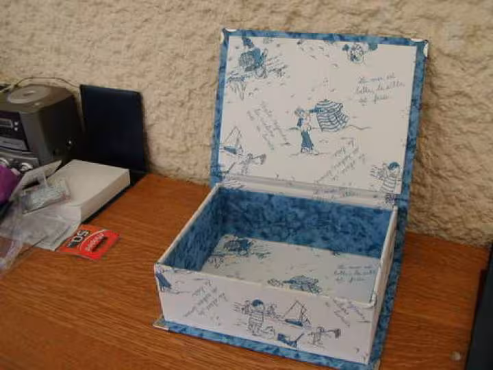 Boite bord de mer interieur