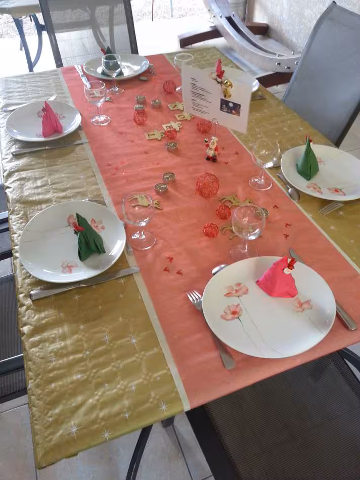 Noel 2012 table