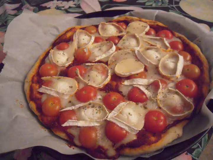 Pizza tomates jambon