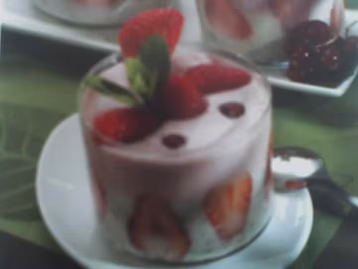 Verrines de fraises a la menthe