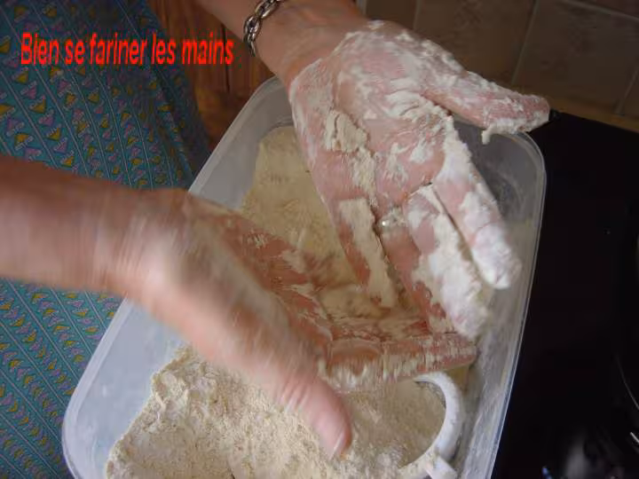Bien se fariner les mains