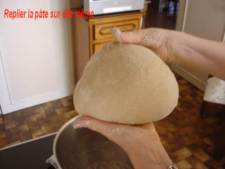 Replier la pate sur elle meme