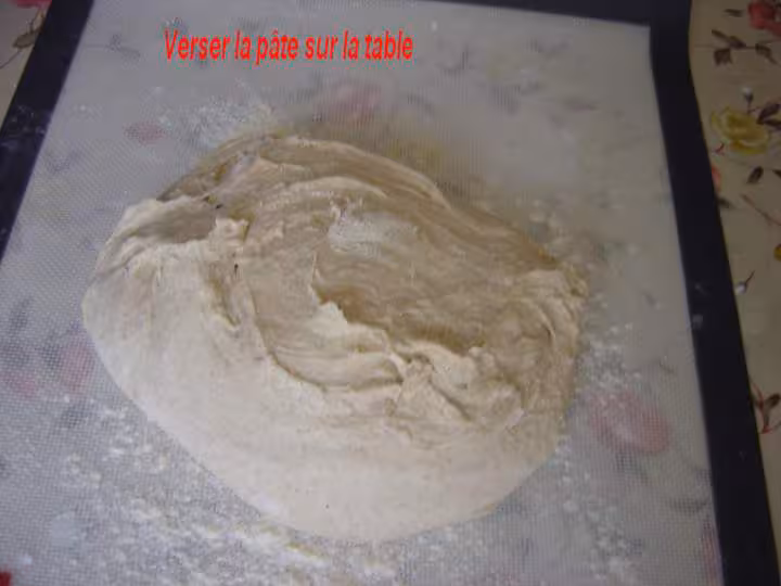 Verser la pate sur la table