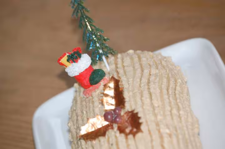 Buche patissiere au cafe