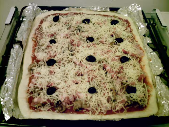 Pizza avant cuisson