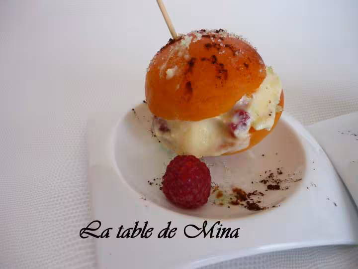 Abricots en macaron creme tiramisu