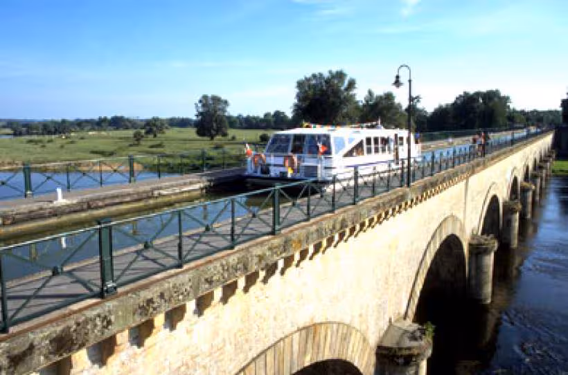 Bateau pont