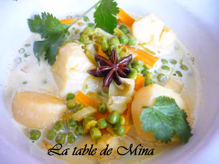 Nage de saint jacques au safran et petits legumes