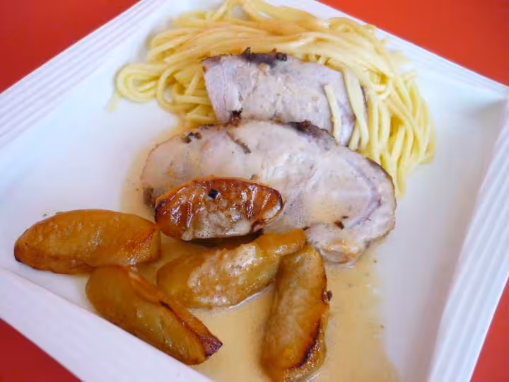 Roti de porc aux pommes carmelisees