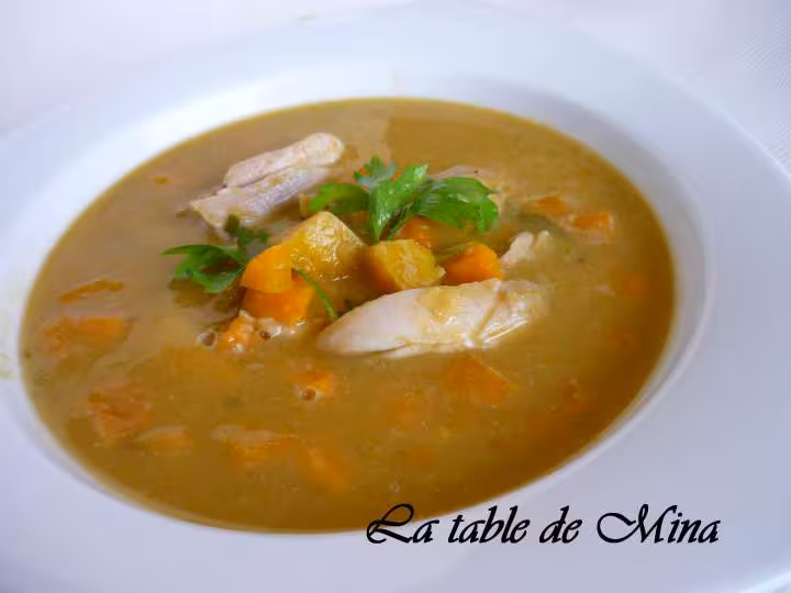 Soupe de poulet a la banane