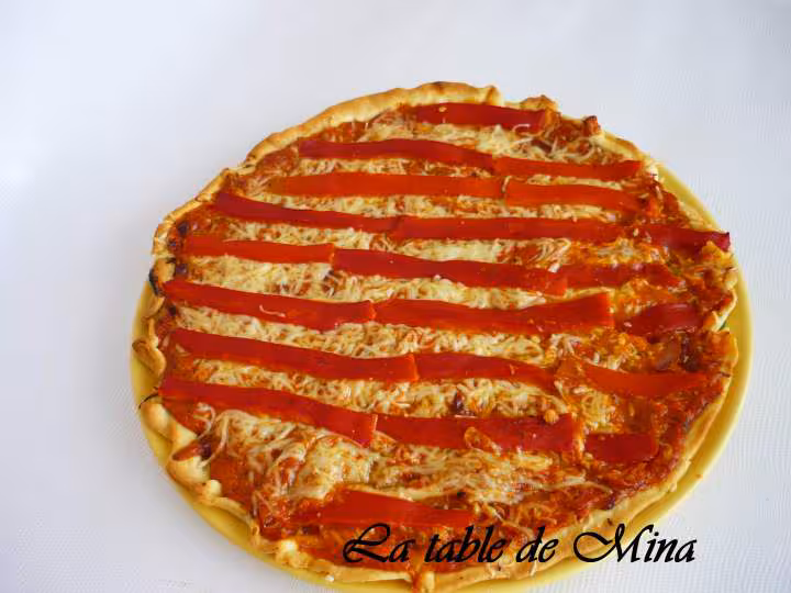 Tarte au poivrons rouges a la tomate et aux oignons