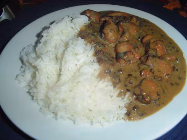 Poulpe au lait de coco et lentilles vertes