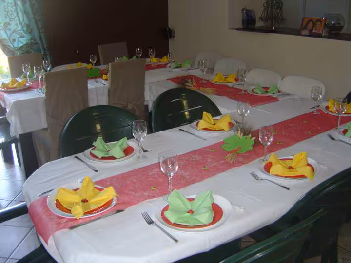 Decoration table