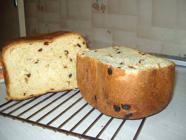 Pain brioche aux raisin
