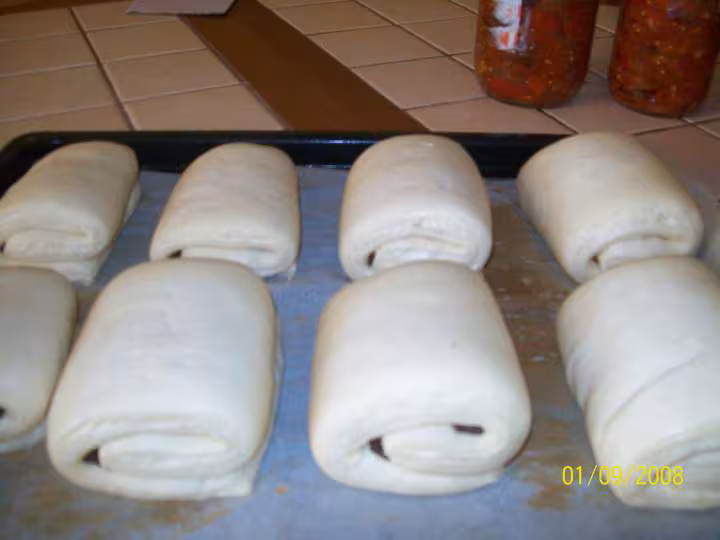Pains au chocolat entrain de lever