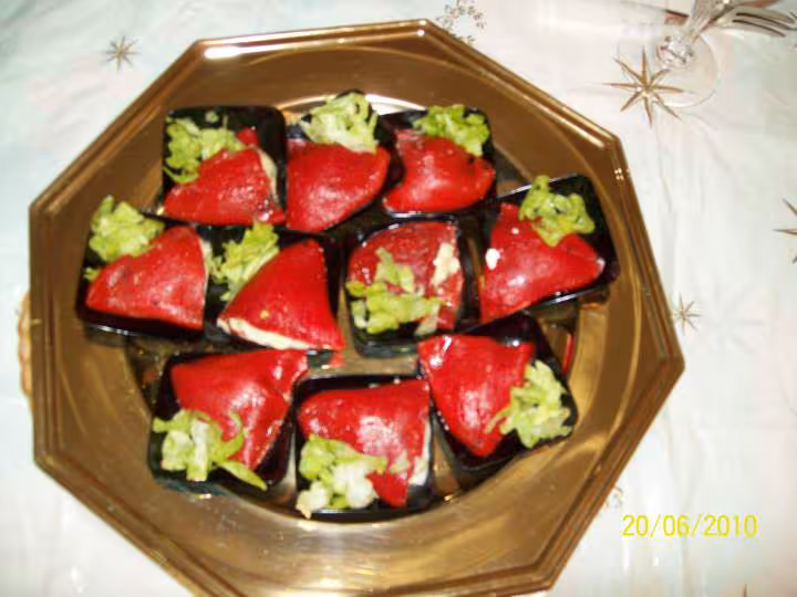 Piquillos garnis de chevre au basilic