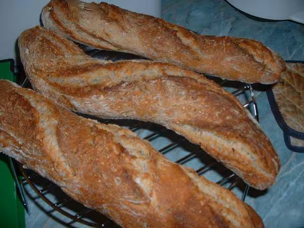 Baguettes de campagne rigolotes