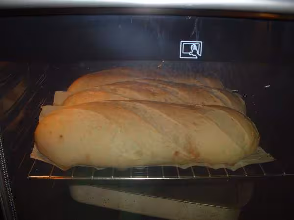 Cuisson des pains viennois au levain liquide