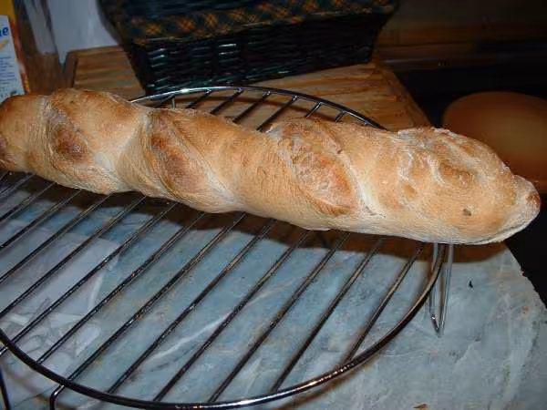 La baguette congelee crue