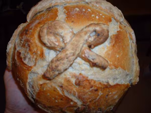 Miche poolish de levain aux noix