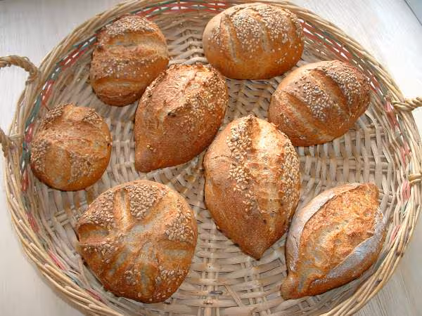 Petits pains aux graines de sesame