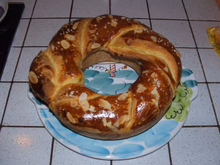 Brioche tressee a la creme d amandes avant degustation