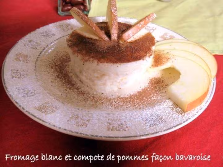 Fromage blanc et compote de pommes facon bavaroise