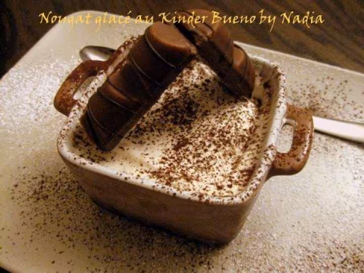 Nougat glace au kinder bueno