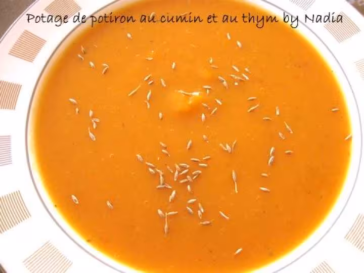 Potage de potiron parfume au cumin et au thym