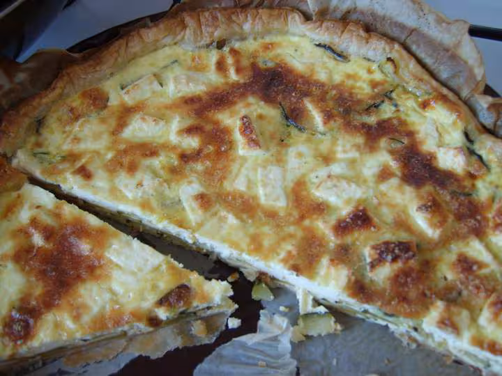 Tarte a la feta et aux courgettes
