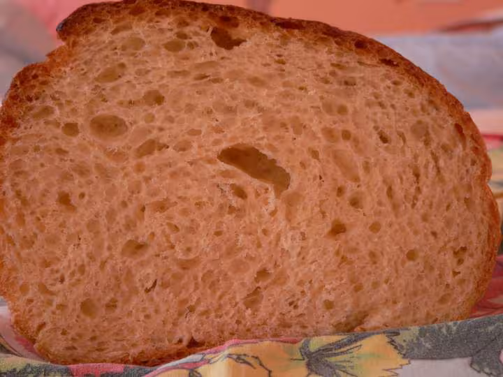 1 intrus dans mon pain de mie