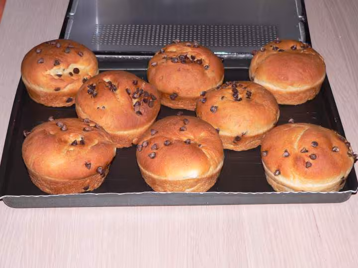Pains au lait avec pepites de chocolat