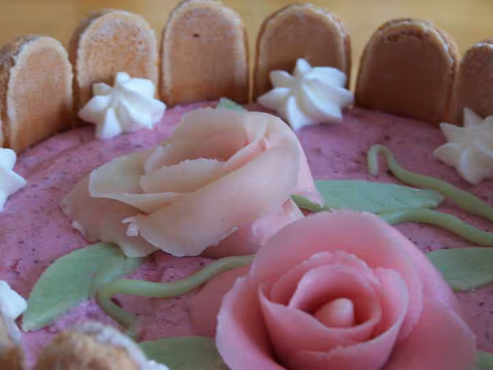 Delice de mousse a la fraise