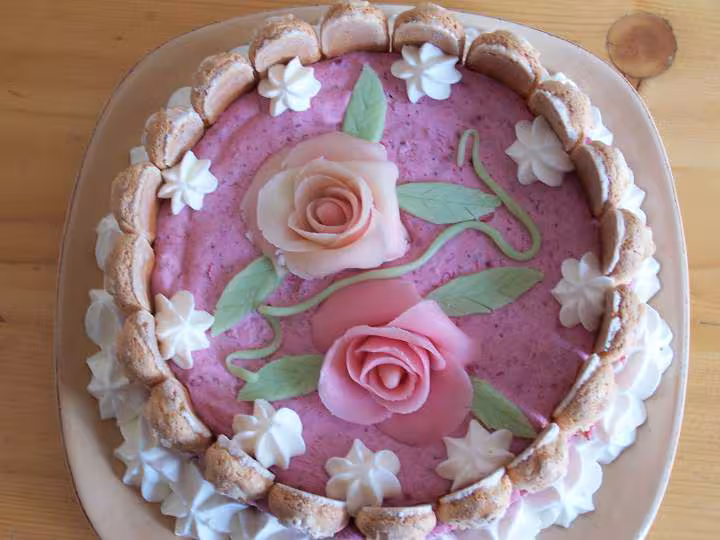 Delice de mousse a la fraise