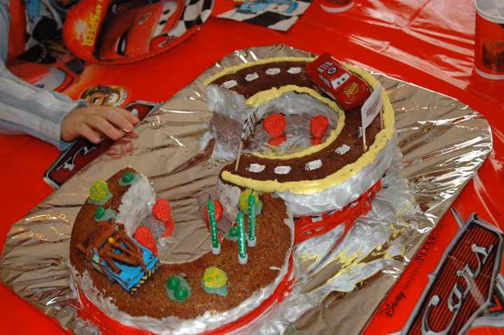 Gateau cars