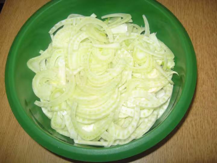 Fenouil cru blancs de poulet au fenouil