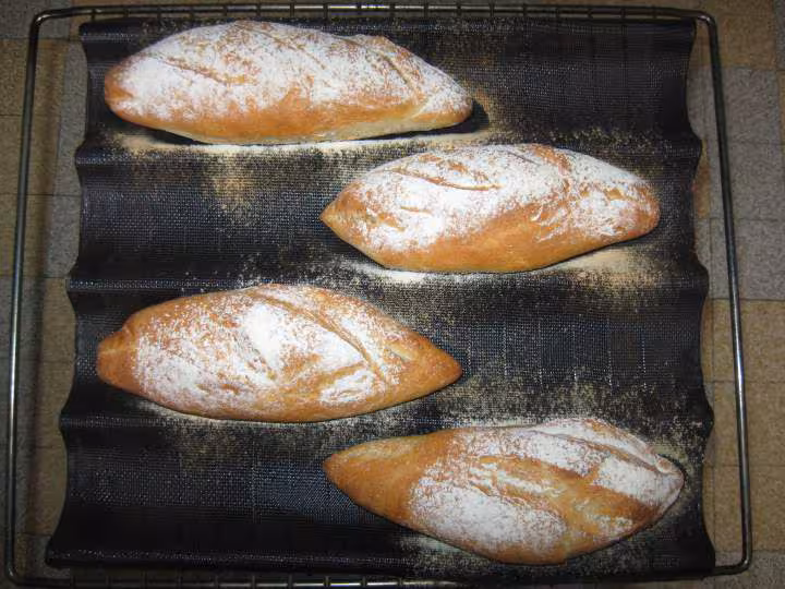 Fournee de pain au petit lait