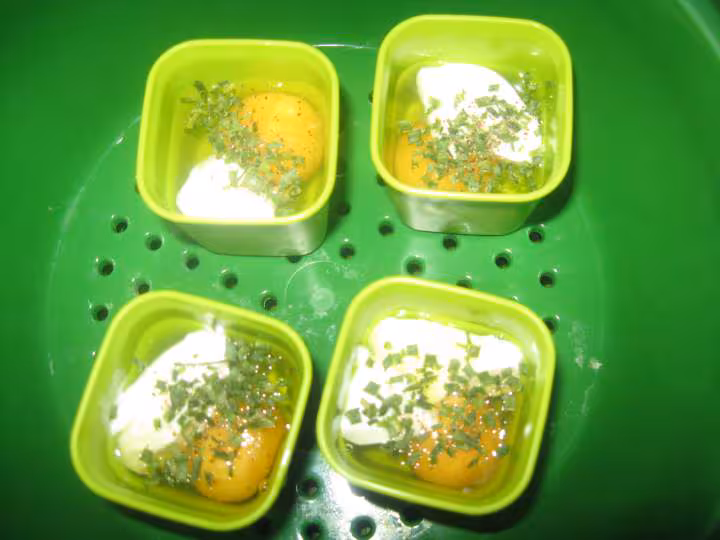Oeufs cocotte avant cuisson