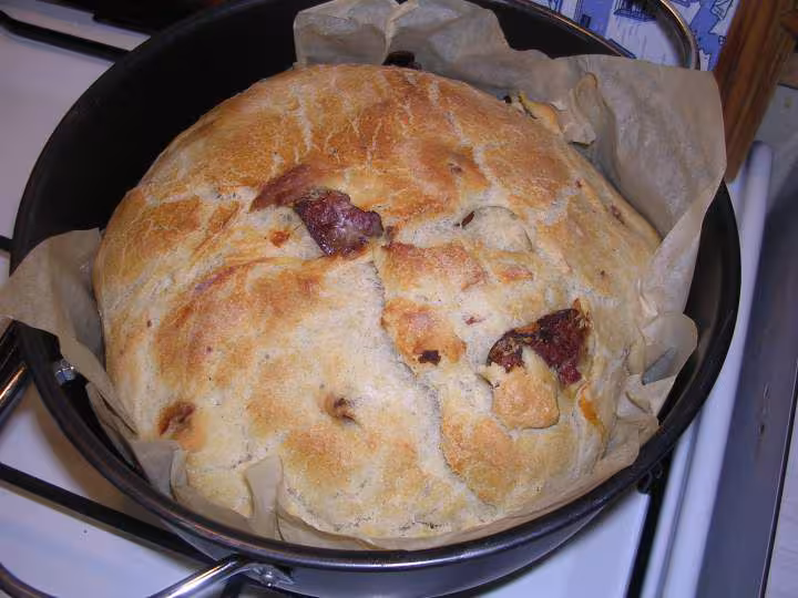 Pain avec linguica portugaise