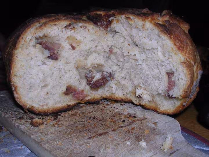 Pain avec linguica portugaise
