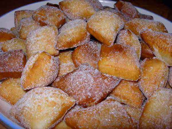 Meme beignets mais avec du sucre