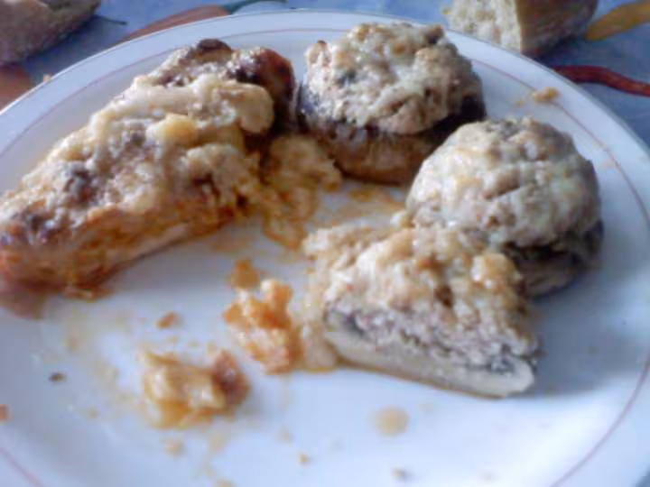 Champignons farcis roules de pennes au jambon